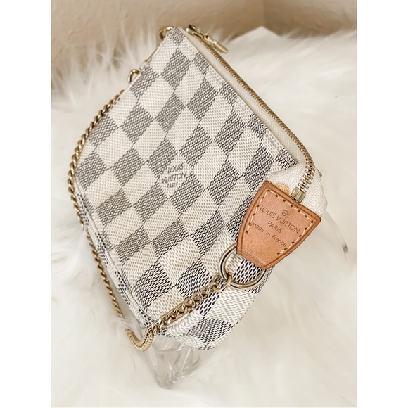 AUTHENTIC Louis Vuitton Damier Azur Mini Pochette Accessoires - Picture 4 of 8